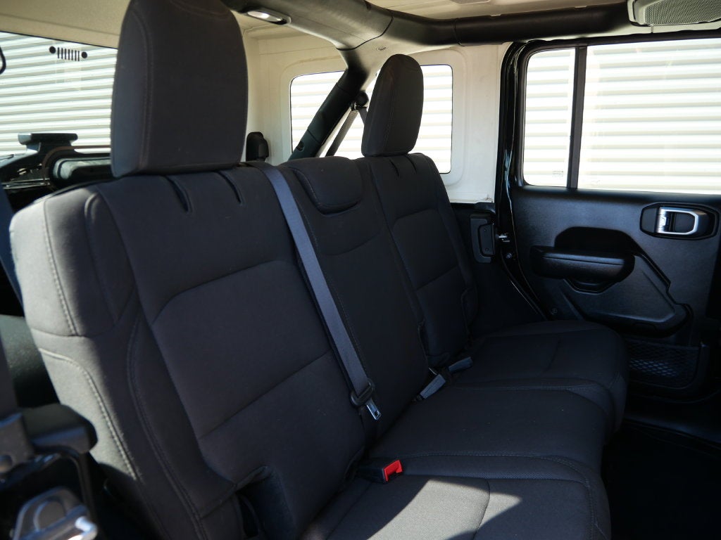 2022 Jeep Wrangler Unlimited Willys
