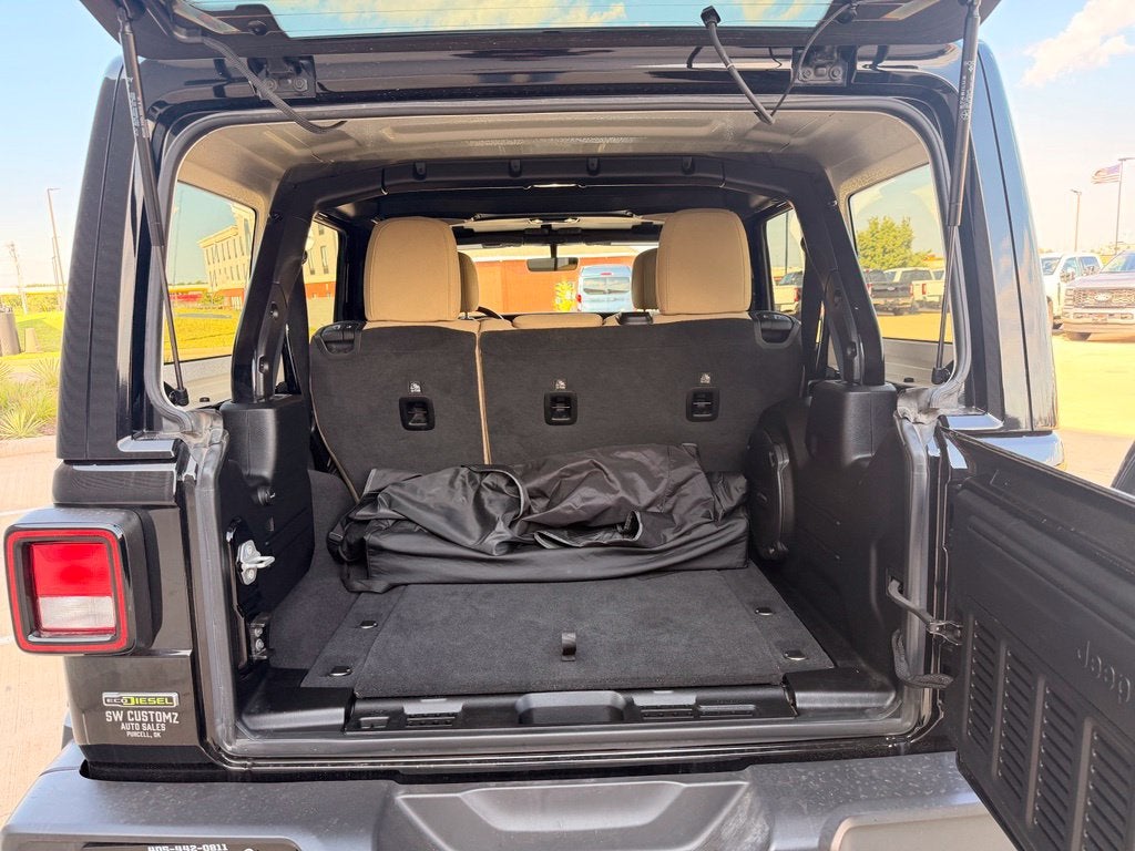 2021 Jeep Wrangler Unlimited Sahara 3.0L Turbo Diesel