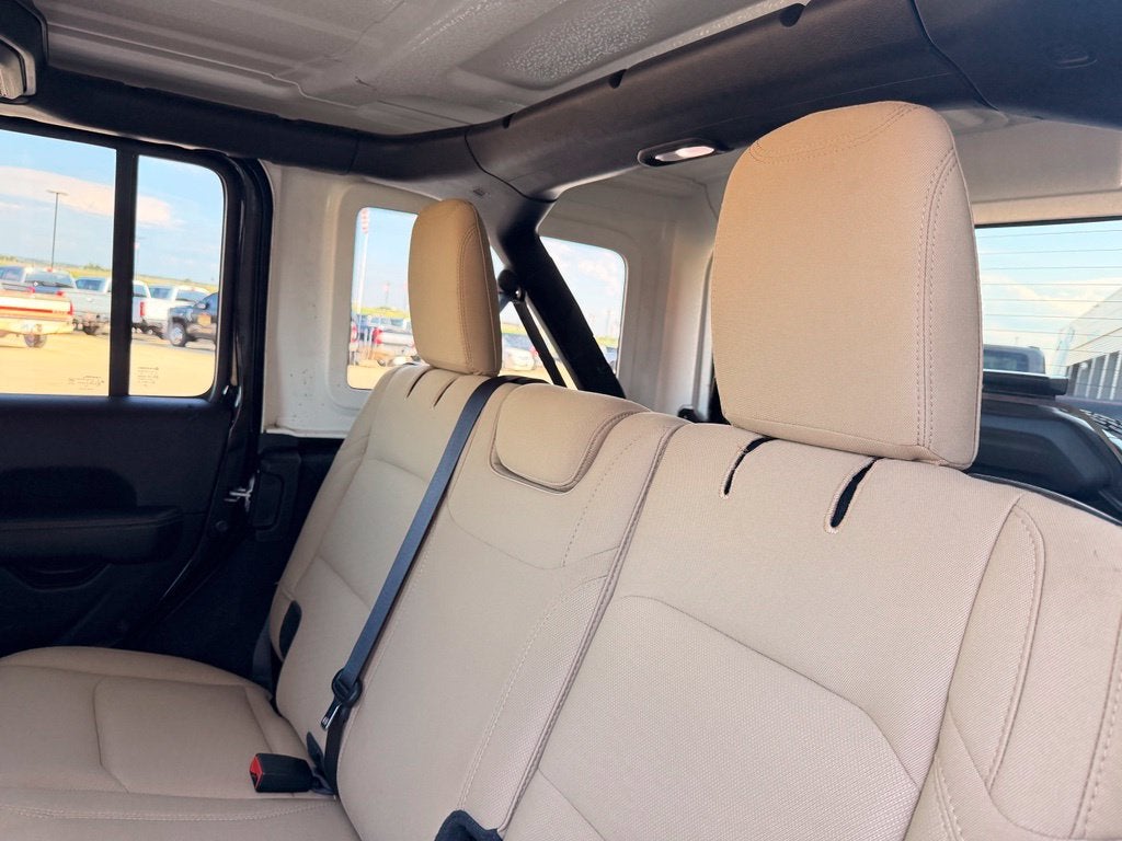 2021 Jeep Wrangler Unlimited Sahara 3.0L Turbo Diesel