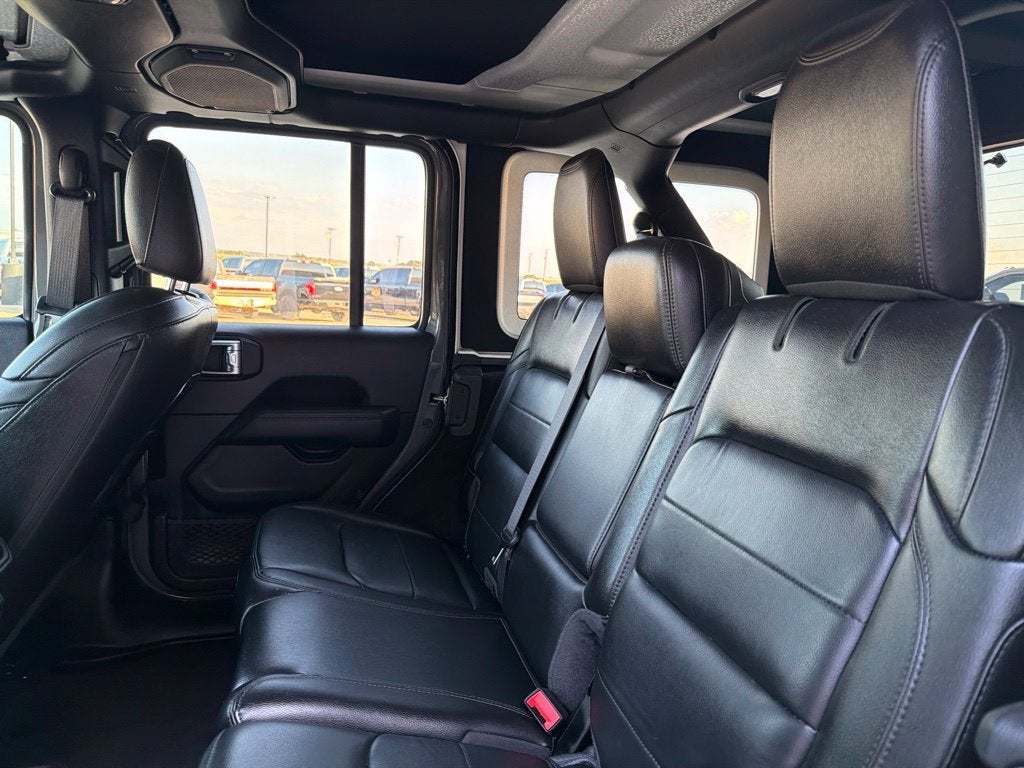 2021 Jeep Wrangler Unlimited Sahara Altitude