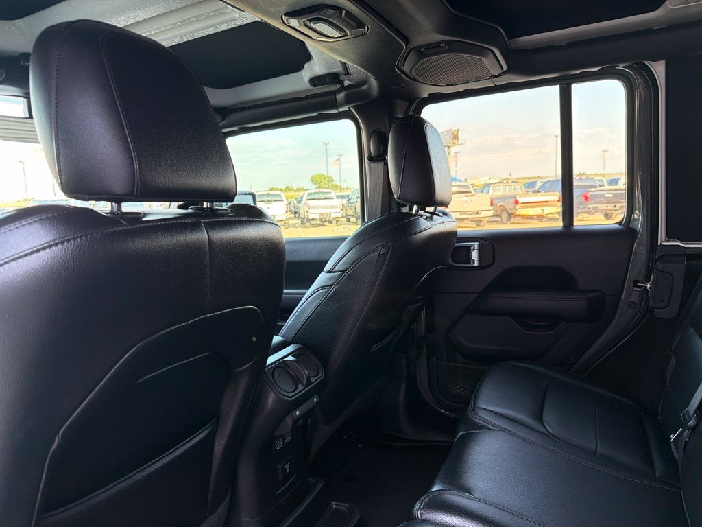 2021 Jeep Wrangler Unlimited Sahara Altitude