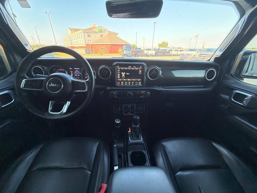 2021 Jeep Wrangler Unlimited Sahara Altitude