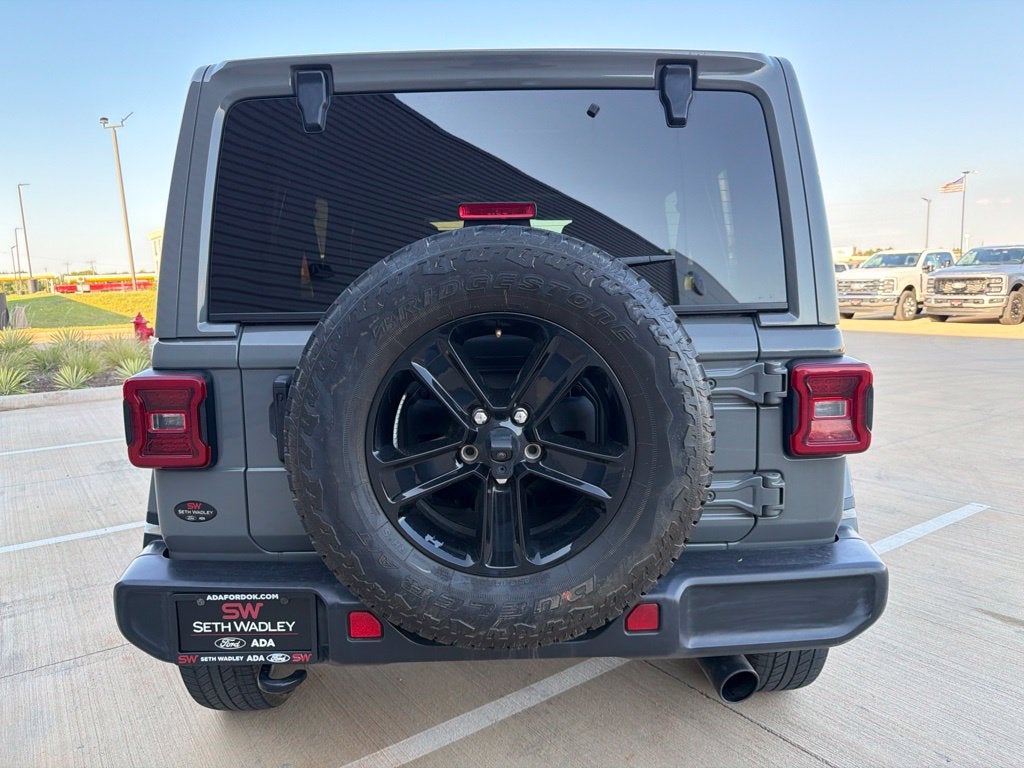 2021 Jeep Wrangler Unlimited Sahara Altitude