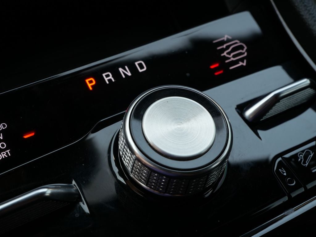 2023 Jeep Grand Cherokee Overland Luxury Tech Group