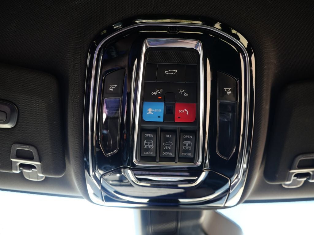 2023 Jeep Grand Cherokee Overland Luxury Tech Group