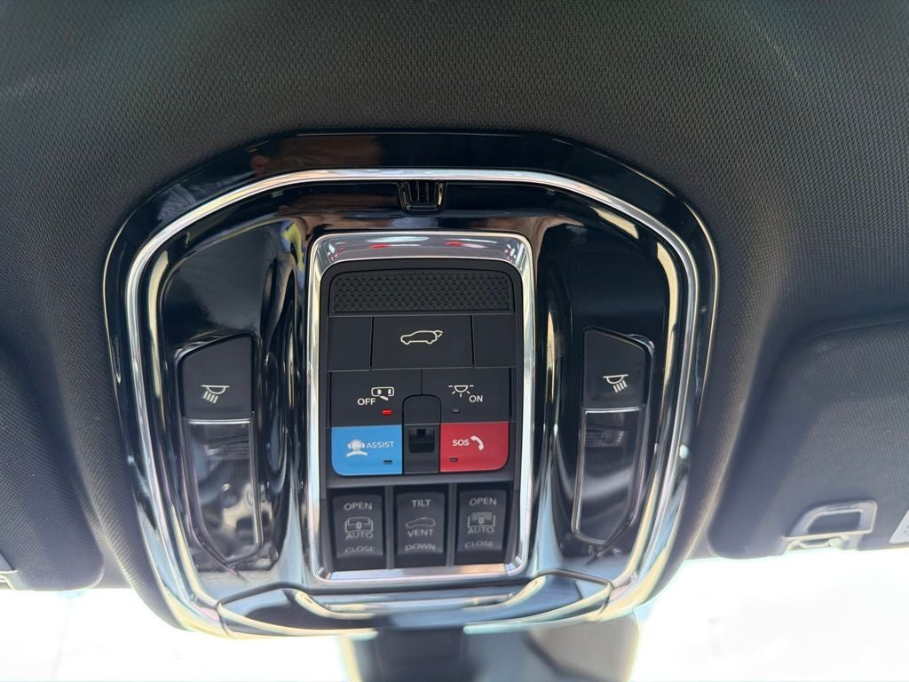 2023 Jeep Grand Cherokee Overland Luxury Tech Group