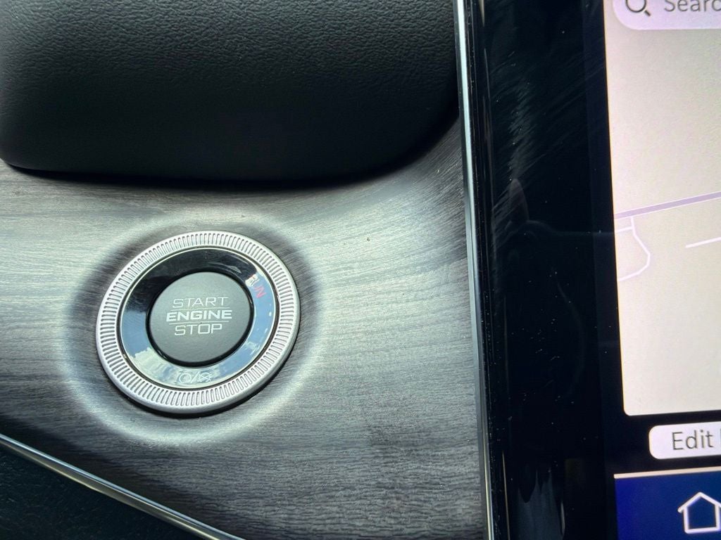 2023 Jeep Grand Cherokee Overland Luxury Tech Group