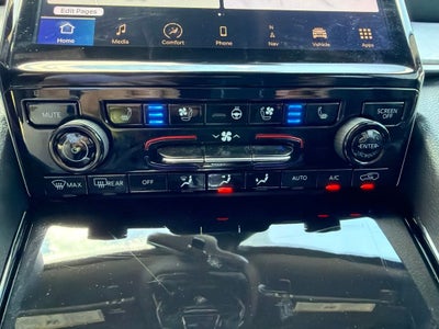 2023 Jeep Grand Cherokee Overland Luxury Tech Group