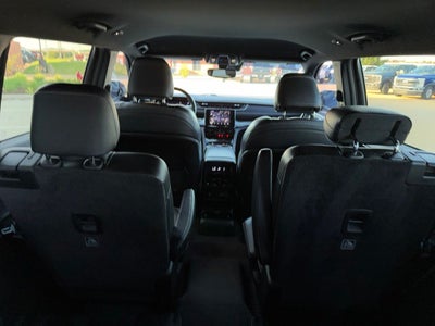 2021 Jeep Grand Cherokee L Altitude 4WD | 7 Passenger