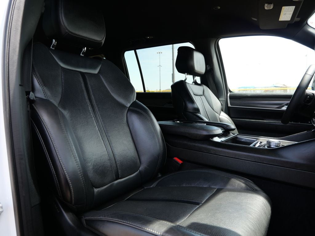 2024 Jeep Wagoneer L Series II 4WD | 8 Passenger
