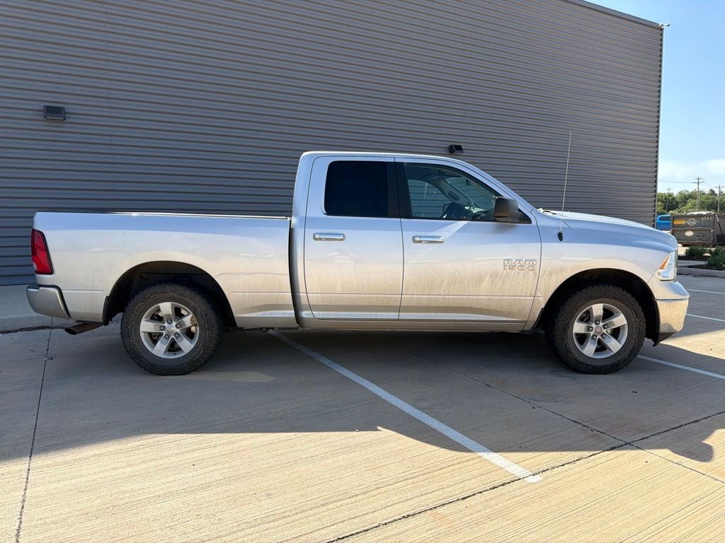 2017 RAM 1500 SLT 4WD | LOW Miles