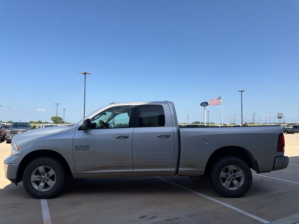 2017 RAM 1500 SLT 4WD | LOW Miles
