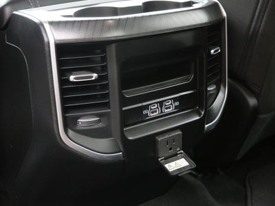 2025 RAM 1500 Big Horn/Lone Star 4WD | Night Edition