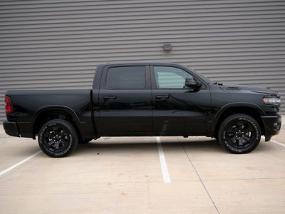 2025 RAM 1500 Big Horn/Lone Star 4WD | Night Edition