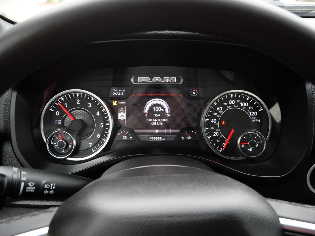 2025 RAM 1500 Big Horn/Lone Star 4WD | Night Edition