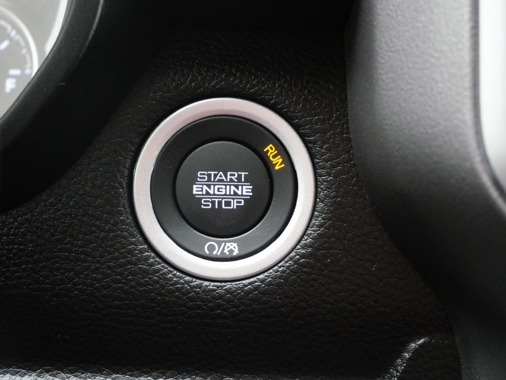 2025 RAM 1500 Big Horn/Lone Star 4WD | Night Edition