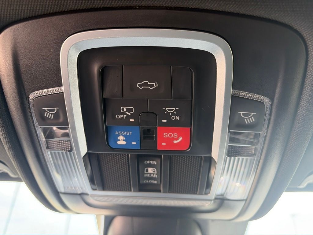 2024 RAM 1500 Limited 4WD | Night Edition