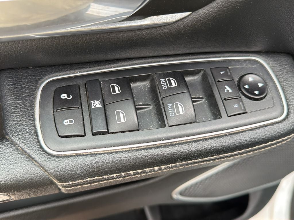 2020 RAM 1500 Laramie 4WD | 5.7L HEMI V8