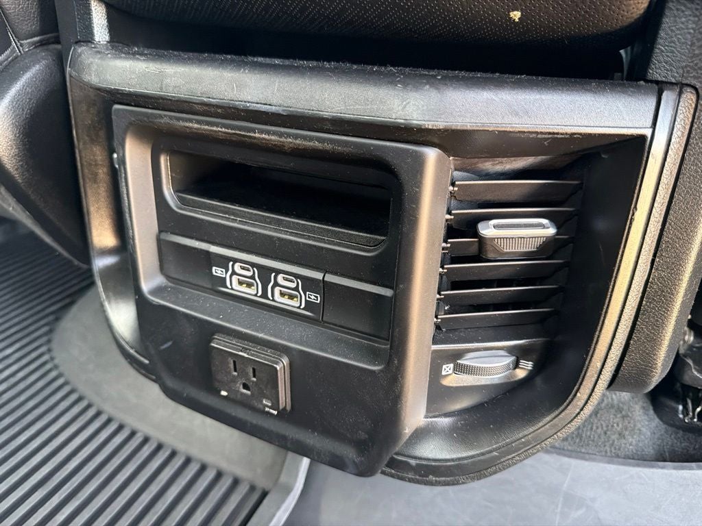 2023 RAM 1500 Laramie 4WD | 5.7L HEMI V8