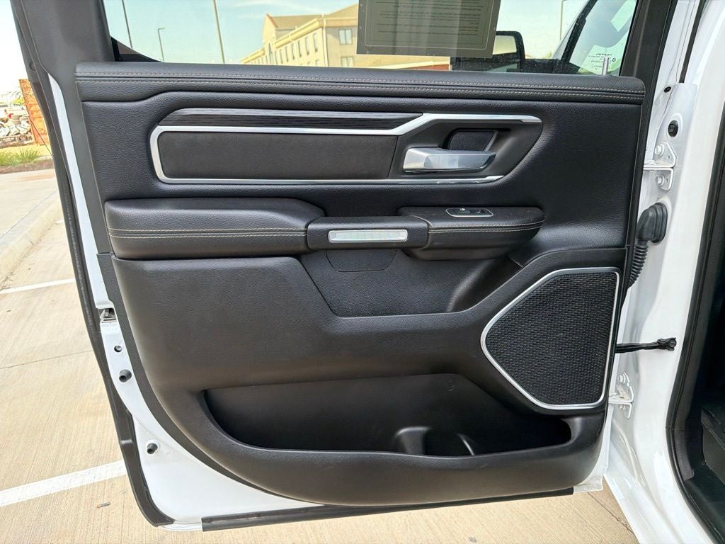 2023 RAM 1500 Laramie 4WD | 5.7L HEMI V8