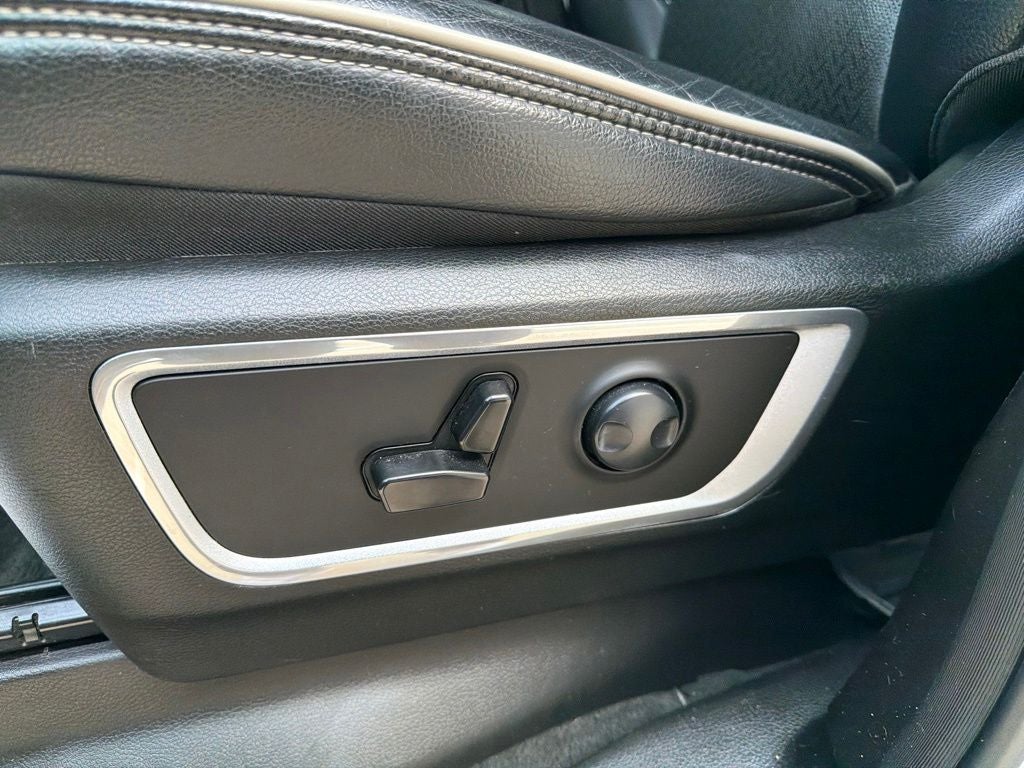2023 RAM 1500 Laramie 4WD | 5.7L HEMI V8