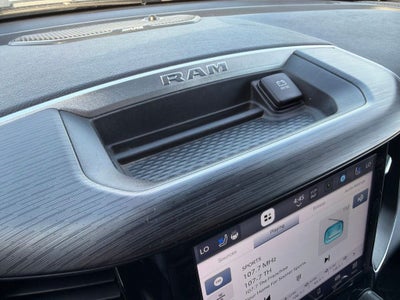 2023 RAM 1500 Laramie 4WD | 5.7L HEMI V8