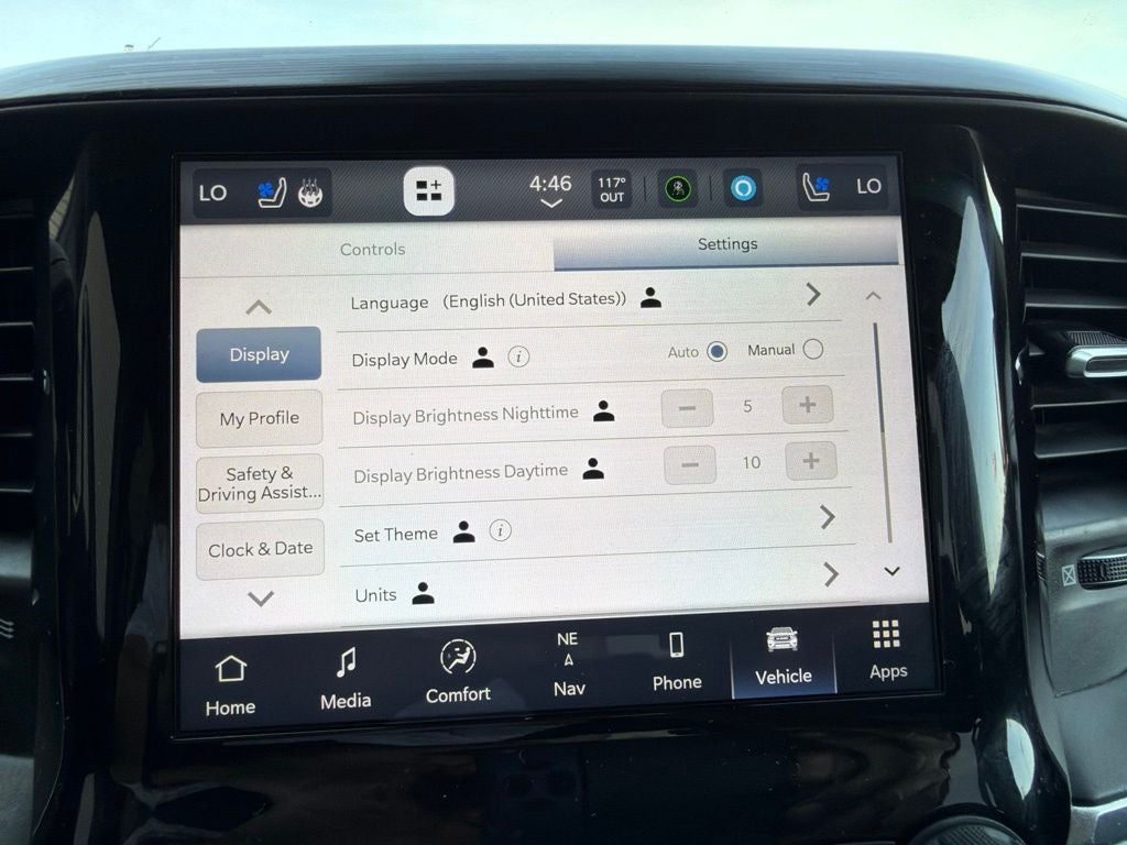 2023 RAM 1500 Laramie 4WD | 5.7L HEMI V8