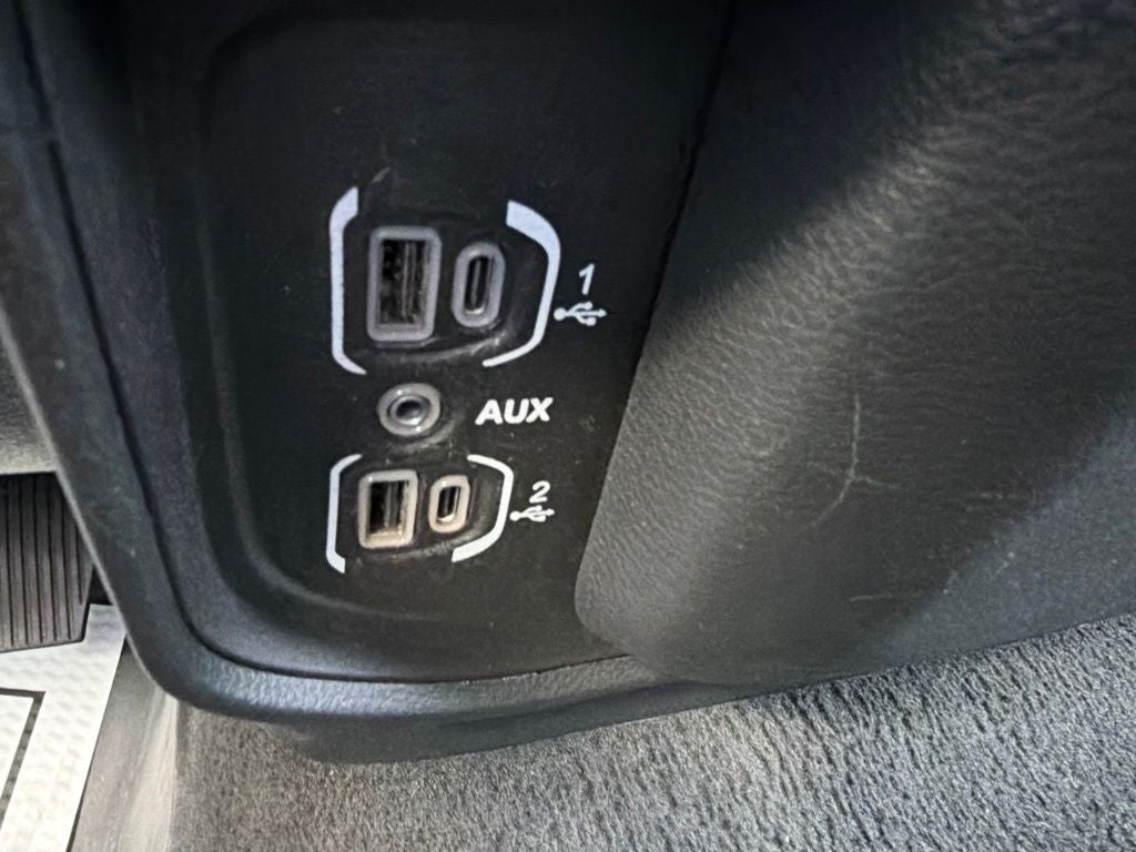 2023 RAM 1500 Laramie 4WD | 5.7L HEMI V8