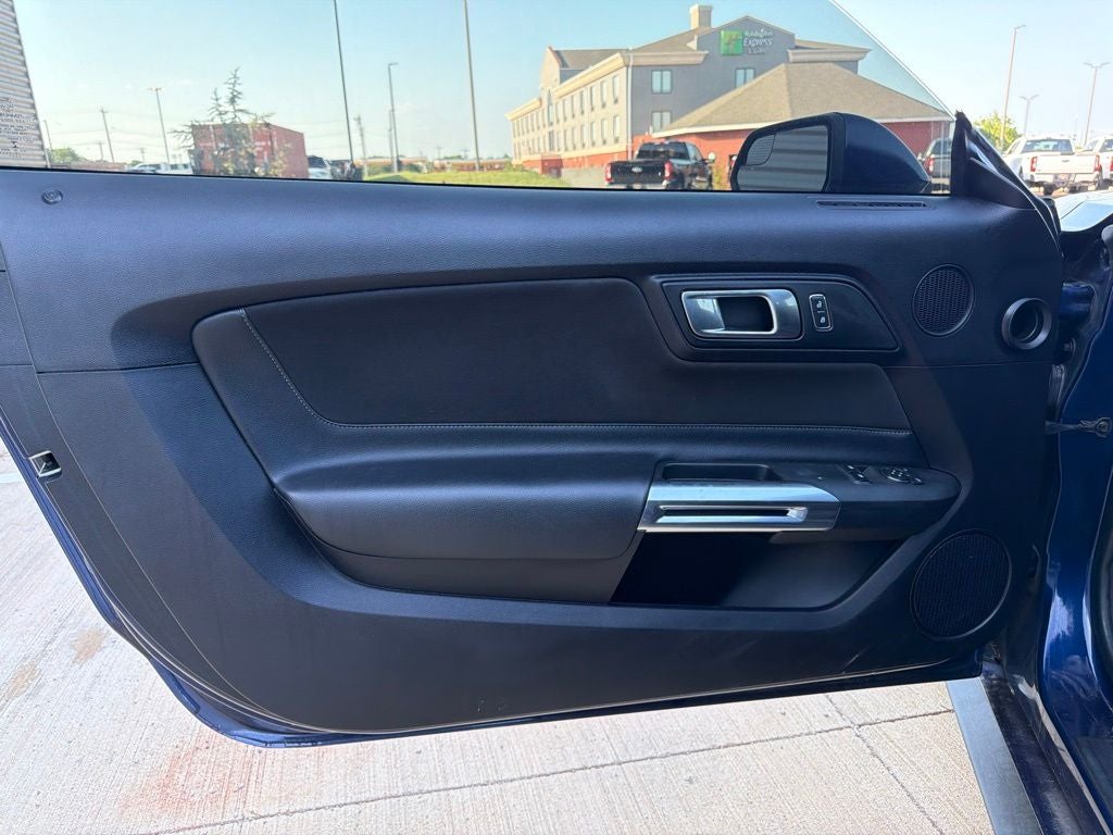 2019 Ford Mustang EcoBoost 6 Spd Manual