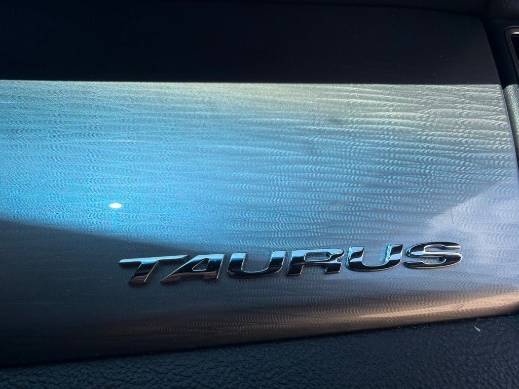2016 Ford Taurus SEL