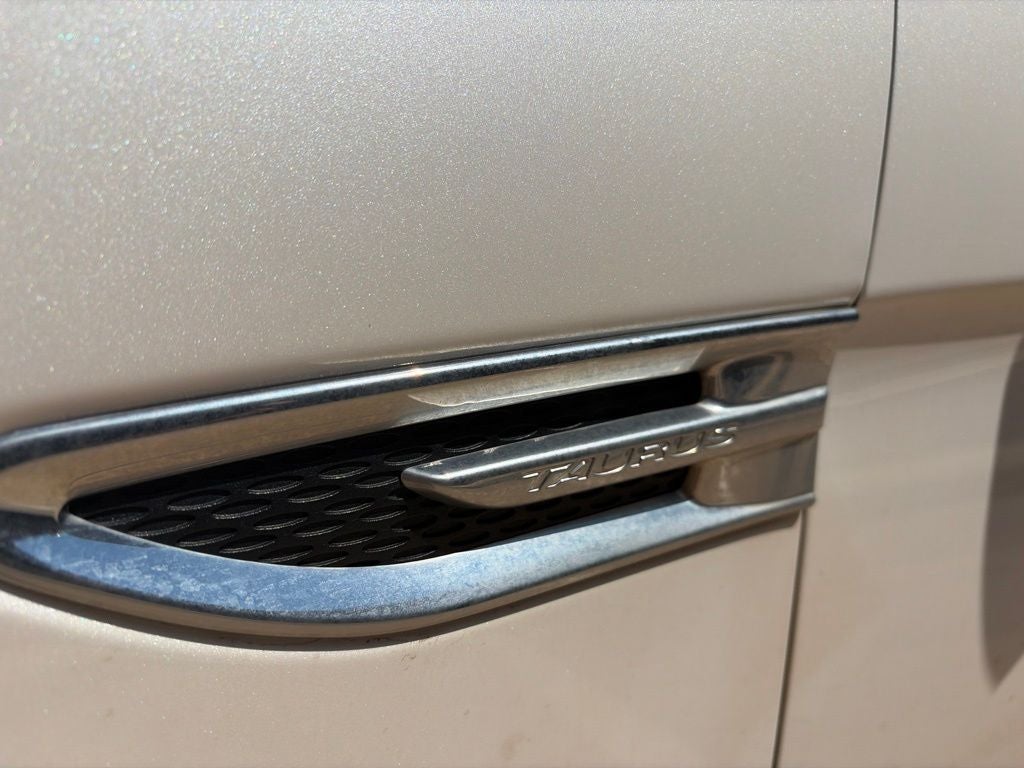 2016 Ford Taurus SEL