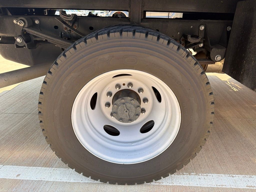 2026 Ford F-550SD XL DRW | 4WD | Flat Bed