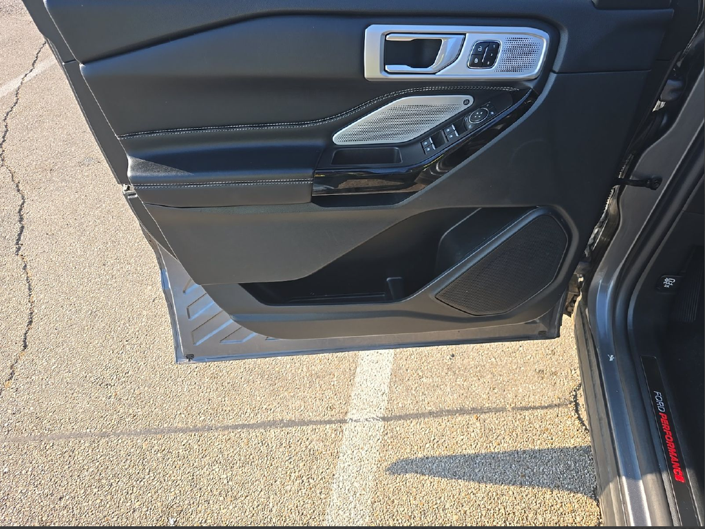 2023 Ford Explorer ST 4WD | Street High Pkg