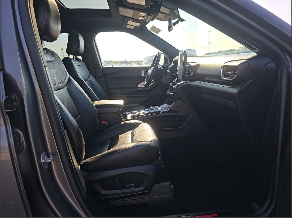 2023 Ford Explorer ST 4WD | Street High Pkg