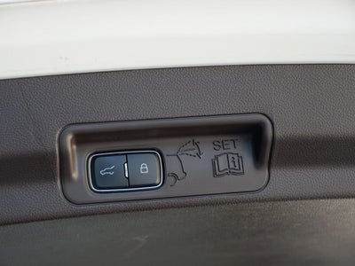 2022 Ford Explorer King Ranch 4WD | 3rd Row Seating
