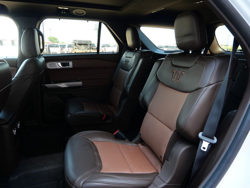 2022 Ford Explorer King Ranch 4WD | 3rd Row Seating