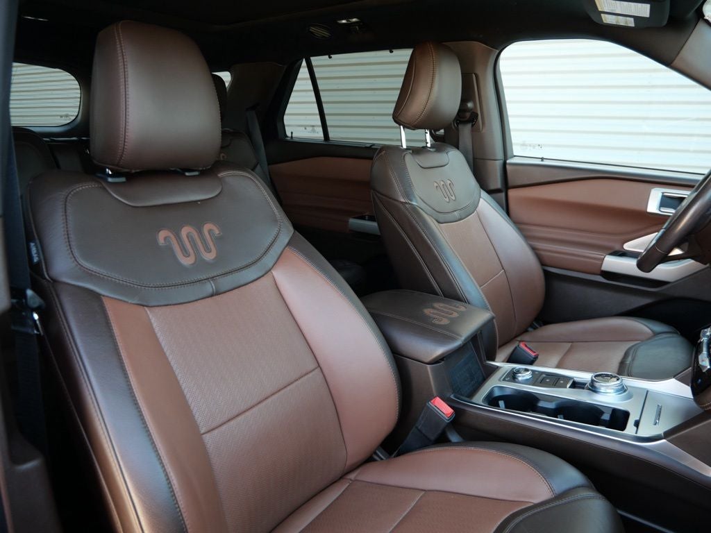 2022 Ford Explorer King Ranch 4WD | 3rd Row Seating