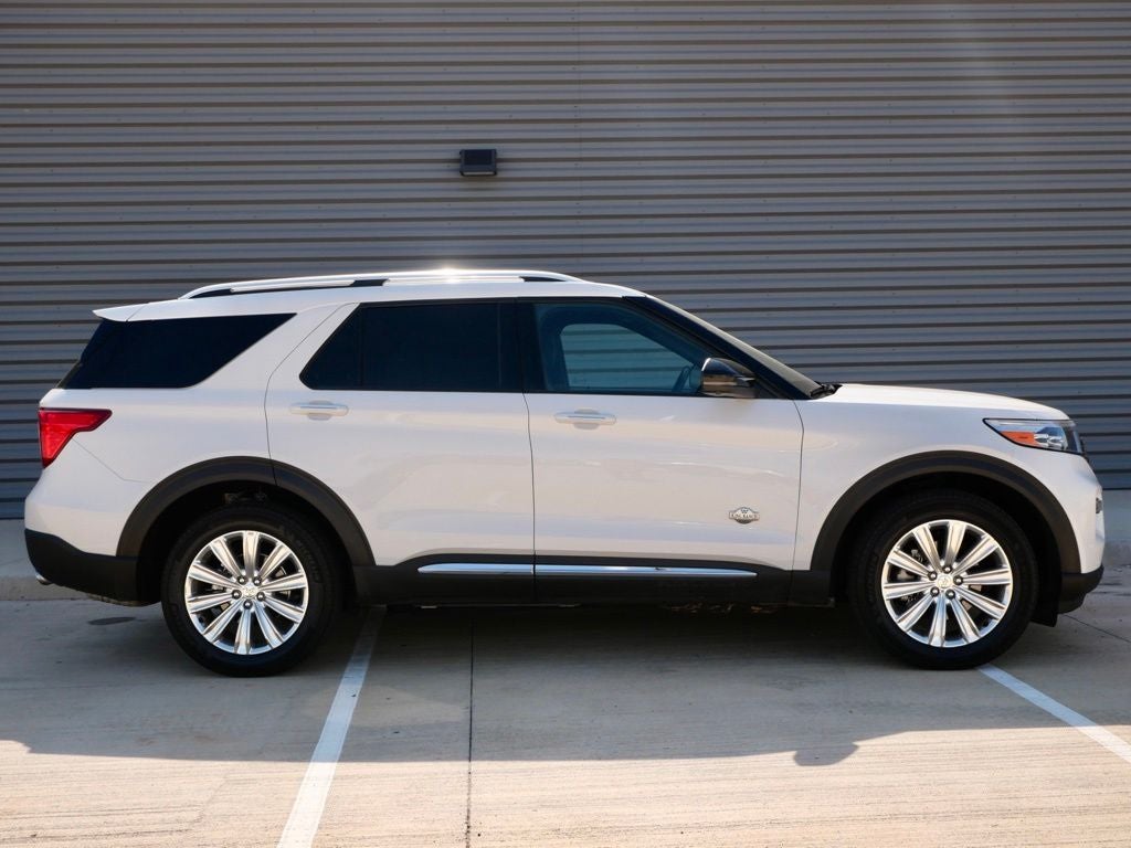 2022 Ford Explorer King Ranch 4WD | 3rd Row Seating