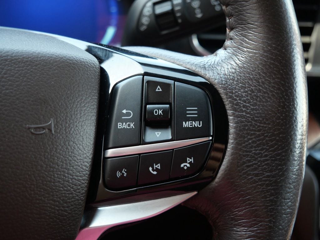 2022 Ford Explorer King Ranch 4WD | 3rd Row Seating