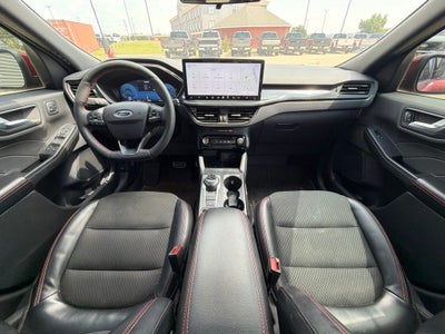 2023 Ford Escape ST-Line Select AWD | Tech Pkg