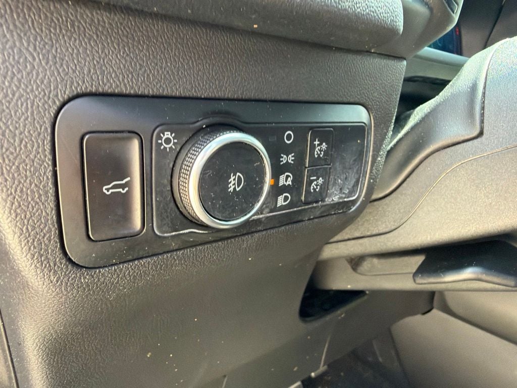2023 Ford Escape ST-Line Select AWD | Tech Pkg