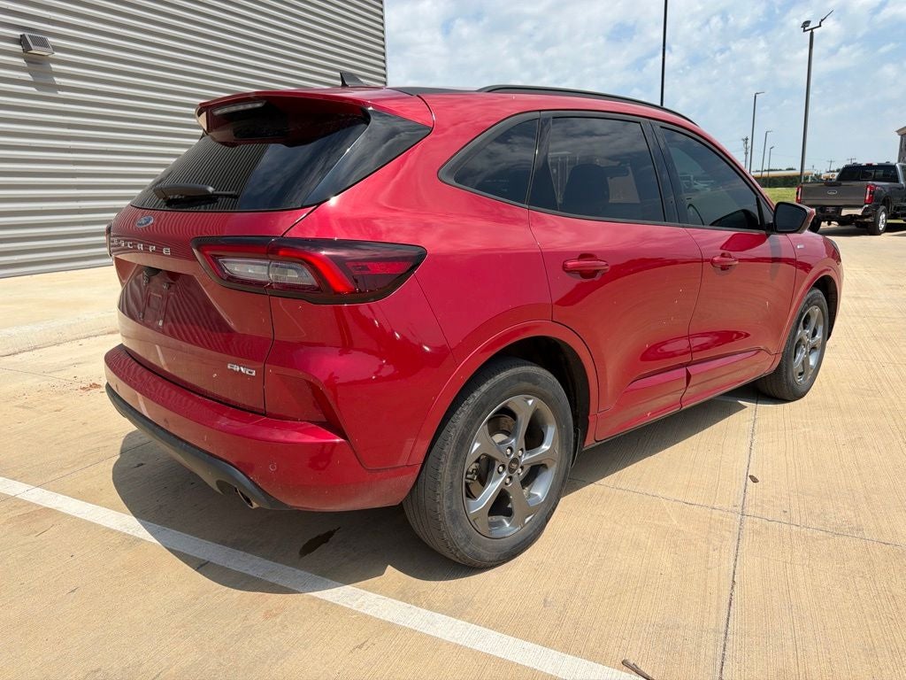 2023 Ford Escape ST-Line Select AWD | Tech Pkg