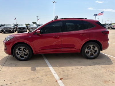 2023 Ford Escape ST-Line Select AWD | Tech Pkg
