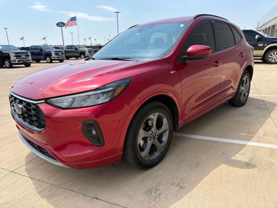 2023 Ford Escape ST-Line Select AWD | Tech Pkg