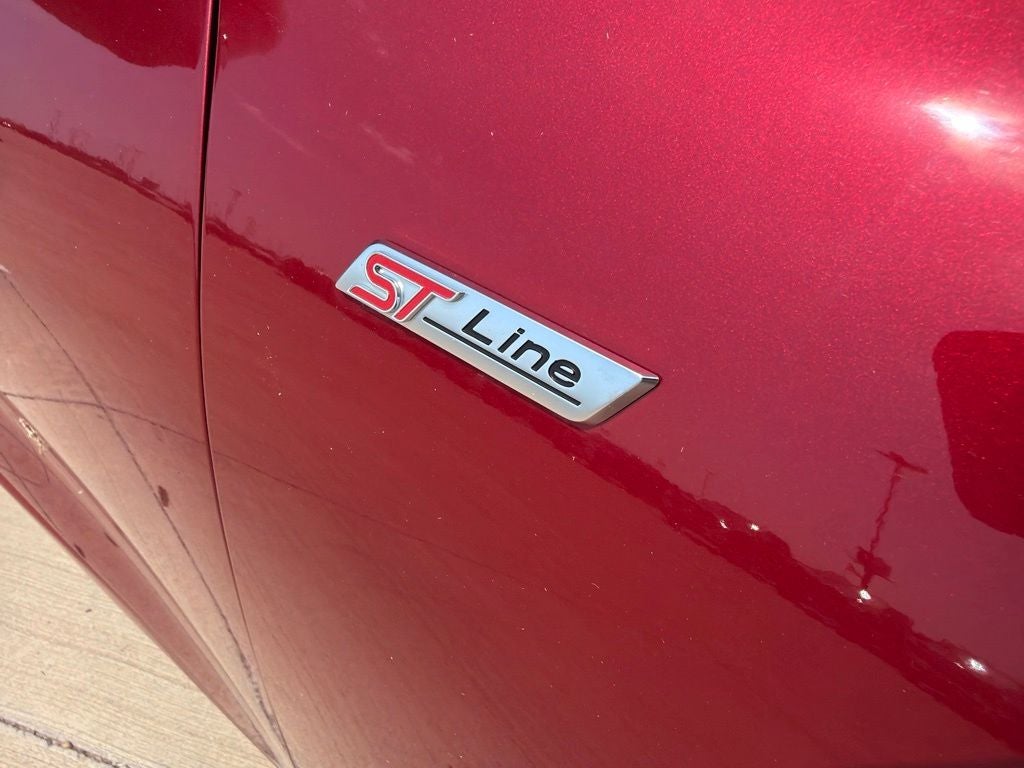 2023 Ford Escape ST-Line Select AWD | Tech Pkg
