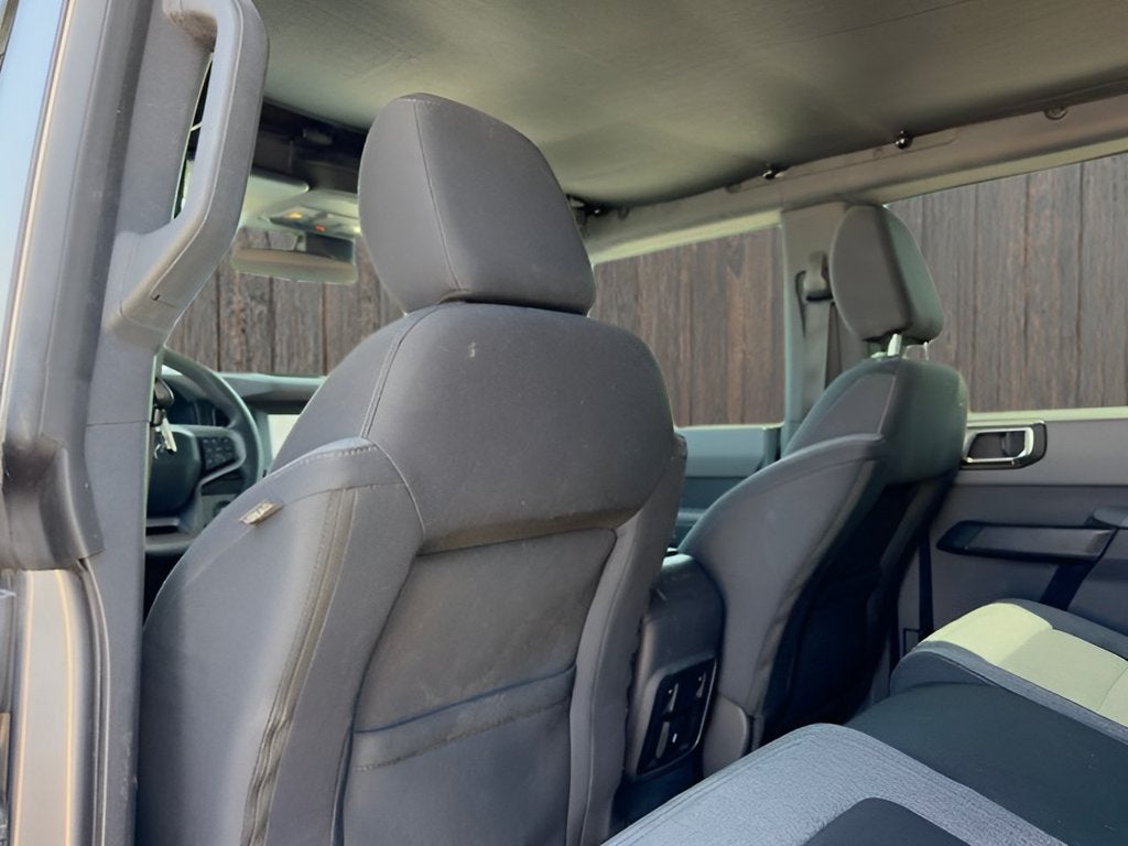 2021 Ford Bronco Base