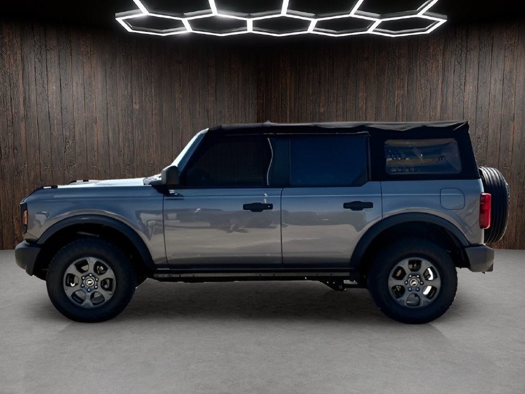 2021 Ford Bronco Base