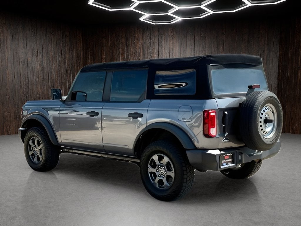 2021 Ford Bronco Base