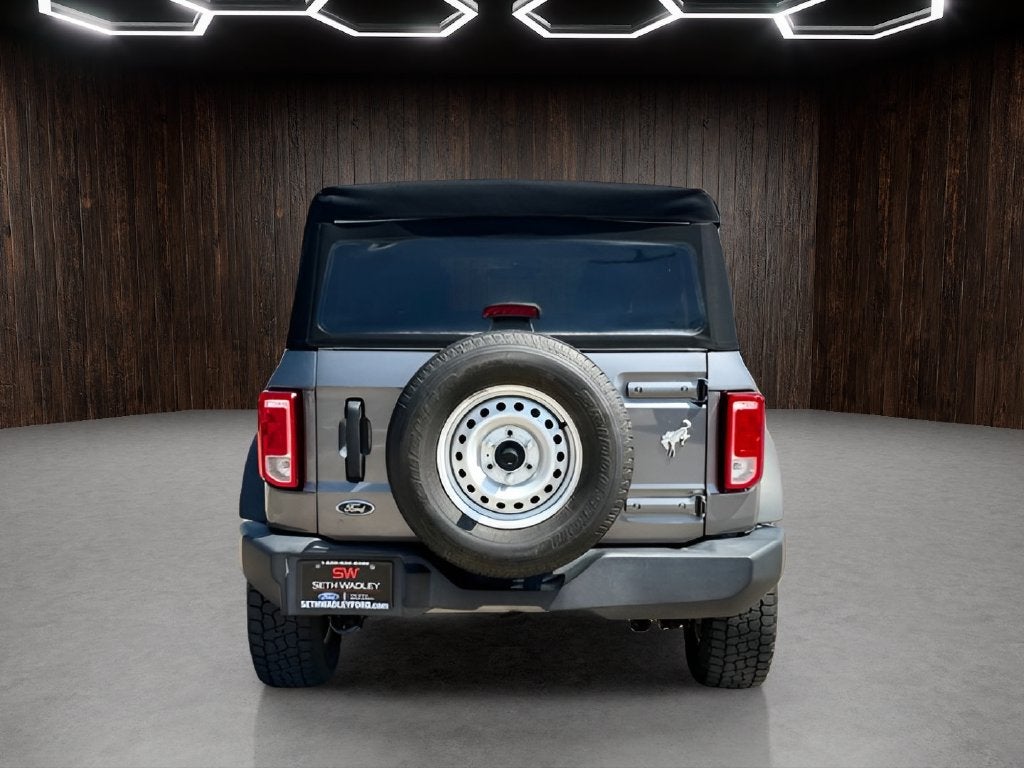 2021 Ford Bronco Base
