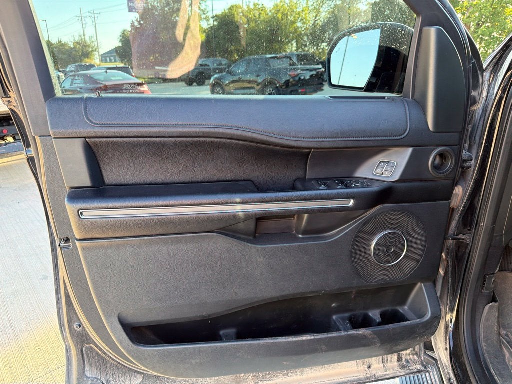 2020 Ford Expedition Max XLT 4WD | 8 Passenger